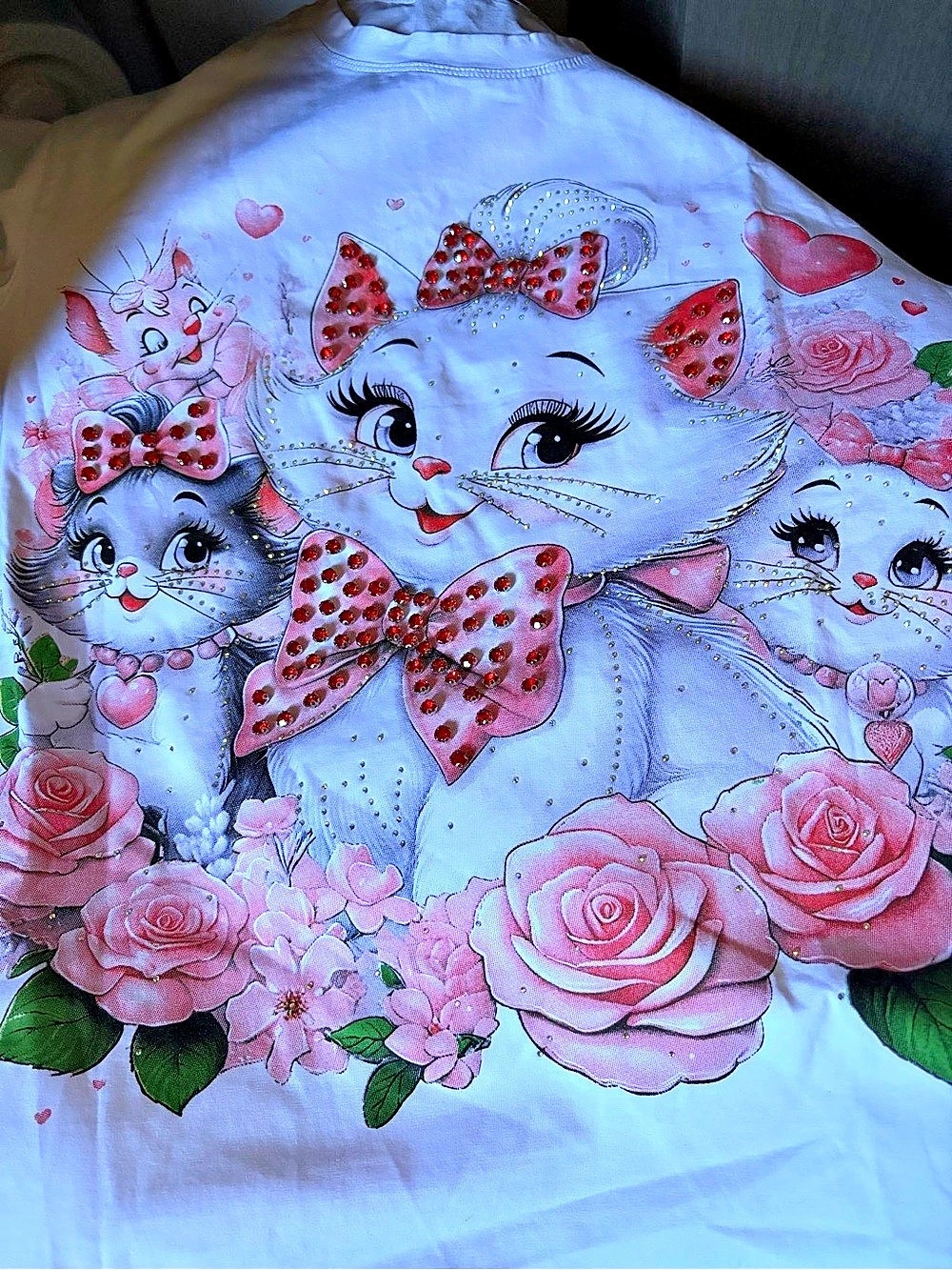 Over Apparel Cat Graphic Short Sleeve Tee White Size Small NWT